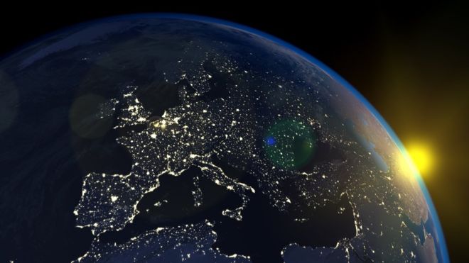 Ünlü Astrofizikçi: Dünya Aniden Dönmeyi Bırakırsa, Gezegendeki Herkes Ölür