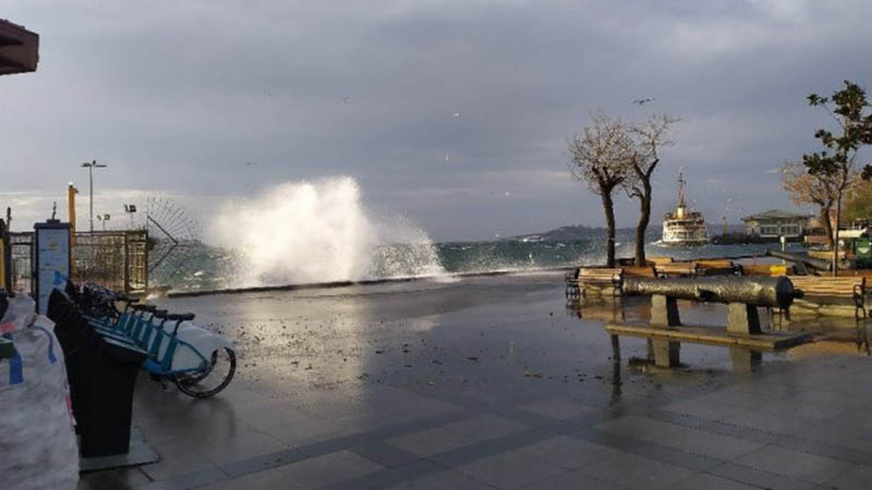 Meteoroloji'den kuvvetli yağış ve rüzgâr uyarısı