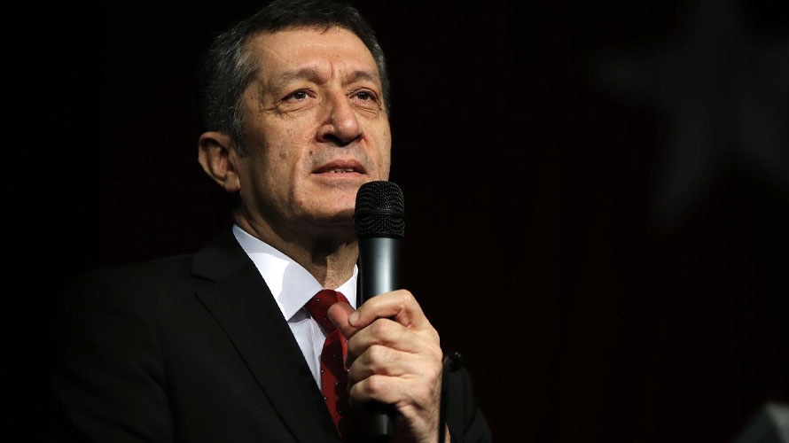 Bakan Selçuk: Tercihlerinizde meslek liselerine de yer verin