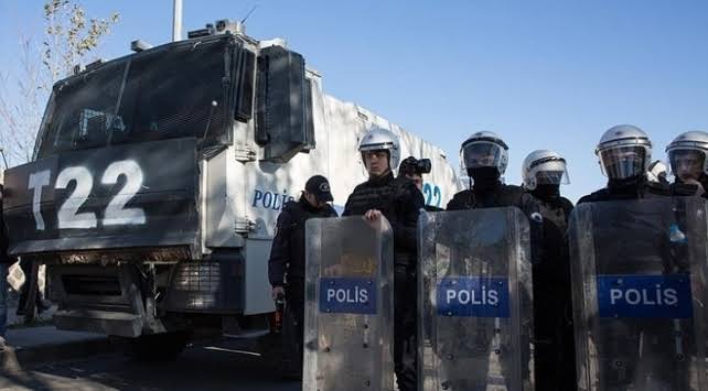 Bitlis'te toplantı ve gösteri yürüyüşleri 15 gün yasaklandı
