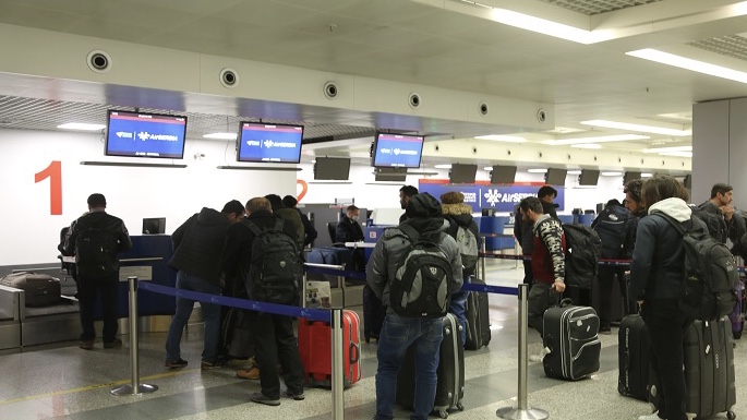 Sırbistan'da mahsur kalan 148 Türk vatandaşı tahliye edildi