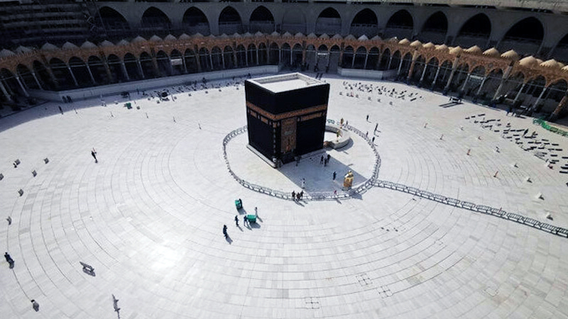 Suudi Arabistan, yurt dışından hacı kabul etmeyecek!