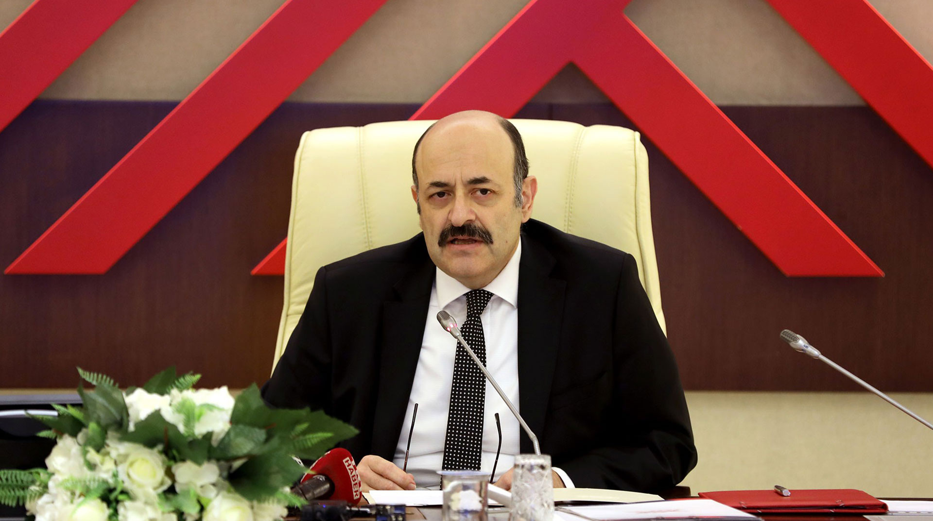 YÖK Başkanı Saraç: Yeni Bir Karar Aldık