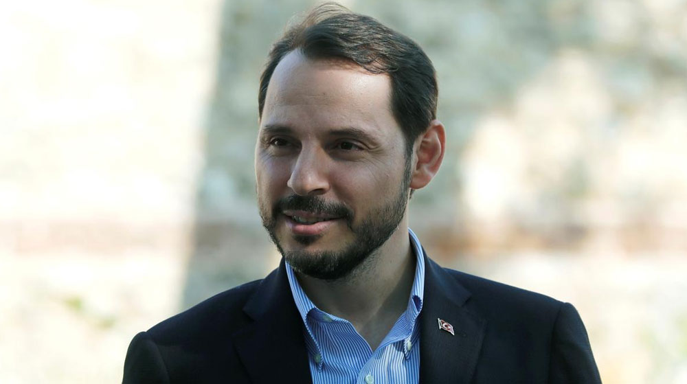 Albayrak: Bayram Öncesi Üreten Ellerin Yanındayız
