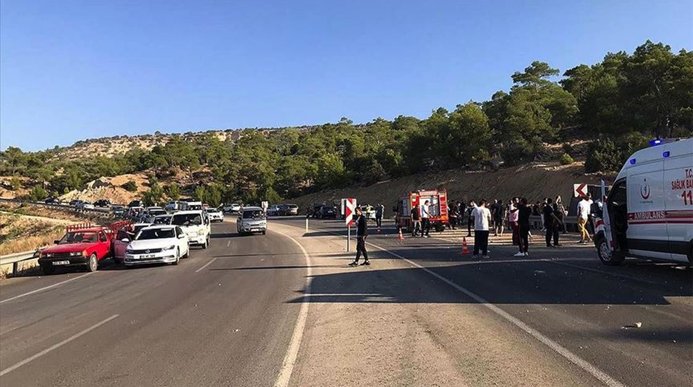Mersin'de Askerleri Taşıyan Otobüs Devrildi