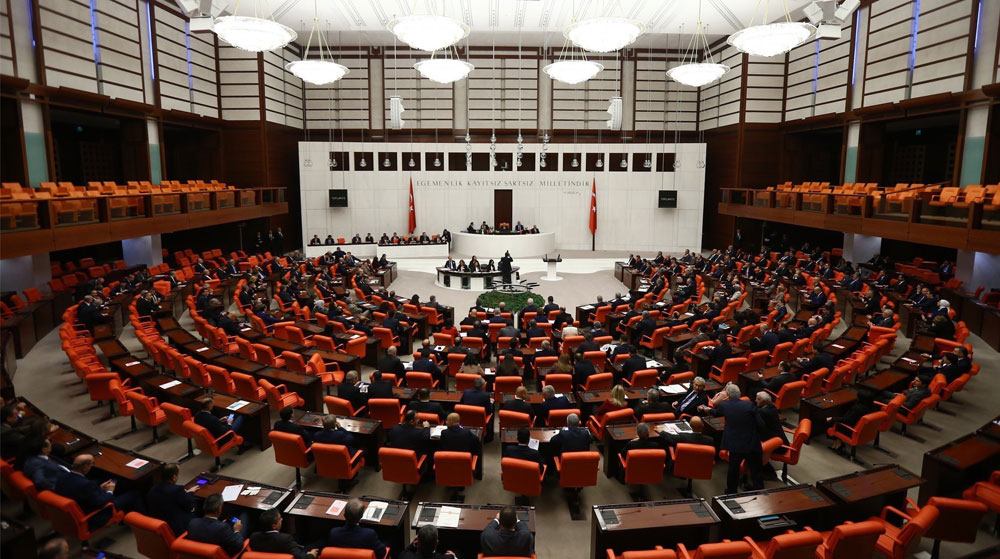 Sosyal Medya Düzenlemesini İçeren Kanun Teklifi TBMM'de