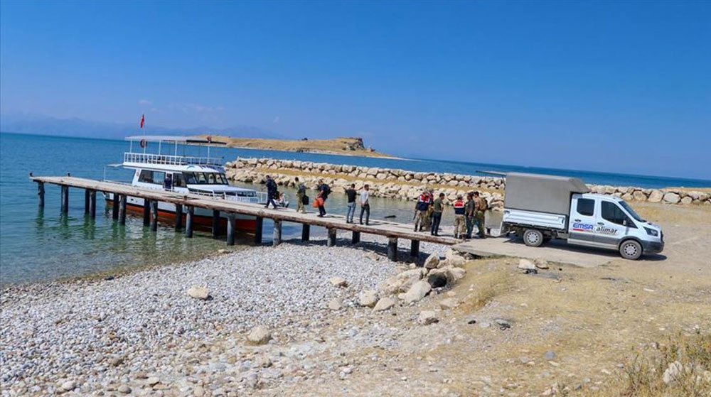 Van Gölü'nde Batan Tekne'de Can Kayıpları Artıyor, 3 Kişinin Daha Cesedi Bulundu