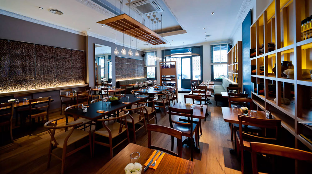 Restoranların Çalışma Saati Kısıtlamaları Kalktı