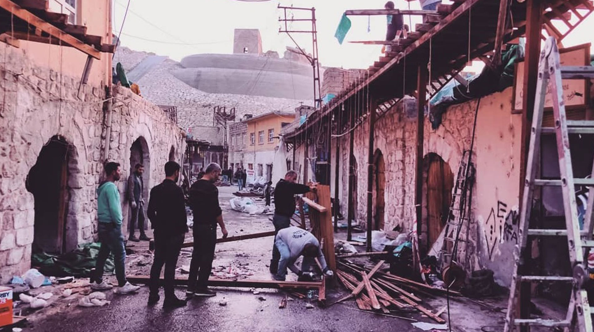 Hasankeyf Çarşısı Boşaltıldı