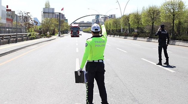 Antalya'da gösteri ve yürüyüş 15 gün yasaklandı