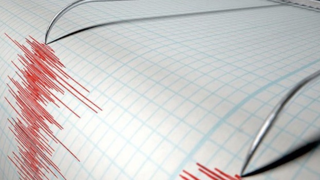 Endonezya'da 5,5 büyüklüğünde deprem
