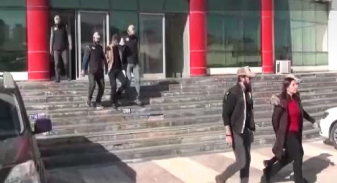 HDP'li Belediye Başkanı ve Eş Başkan tutuklandı