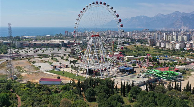 Lunapark ve tematik parklar 6 Temmuz'dan itibaren faaliyetlerine başlayabilecek