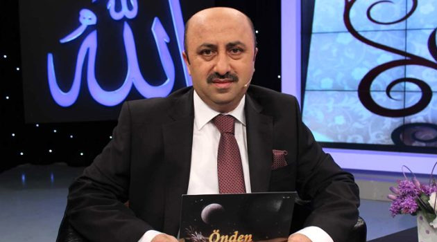 İlahiyatçı yazar Ömer Döngeloğlu koronavirüsten vefat etti