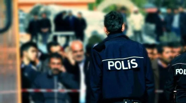 Adana'da gösteri ve yürüyüş yasağı 15 gün uzatıldı