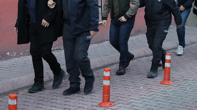7 ilde operasyon: 15 gözaltı