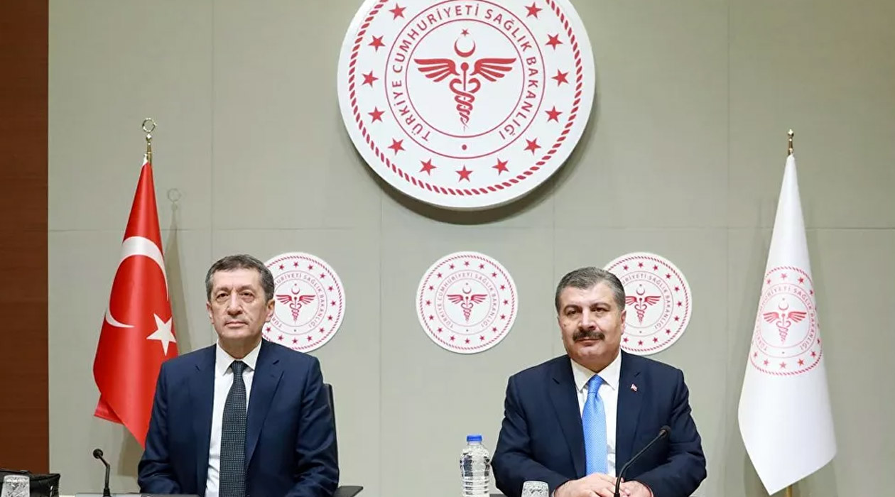 Sağlık Bakanı Koca ve Milli Eğitim Bakanı Selçuk açıklama yaptı