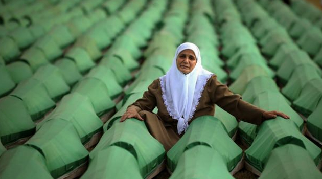 Bosna Savaşı’nın en kanlı olayı “Srebrenitsa Katliamı”