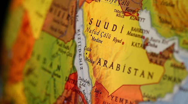 Husiler, Suudi Arabistan'a hava saldırılarını durdurduklarını duyurdu