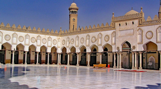 Mısır’da ramazan ayı boyunca toplu ibadet ve iftarlar yasaklandı