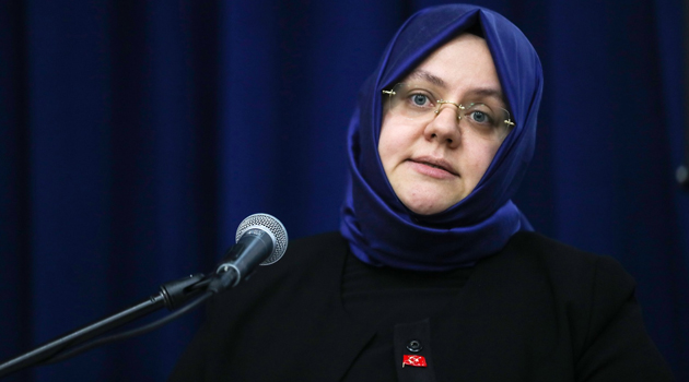 Bakan Selçuk: Ücretsiz izne çıkartılanlar için destek başvuruları başladı