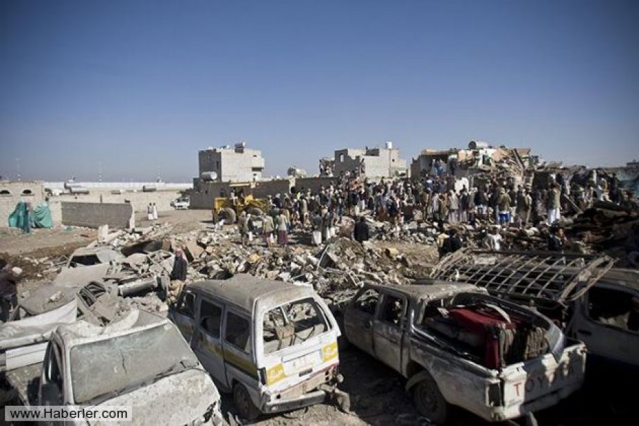 Yemen Saldırısından Objektiflere Takılanlar