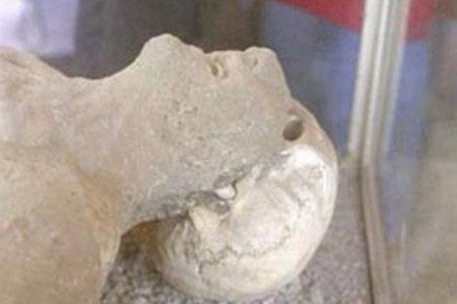 Taş kesilen bir kavim!