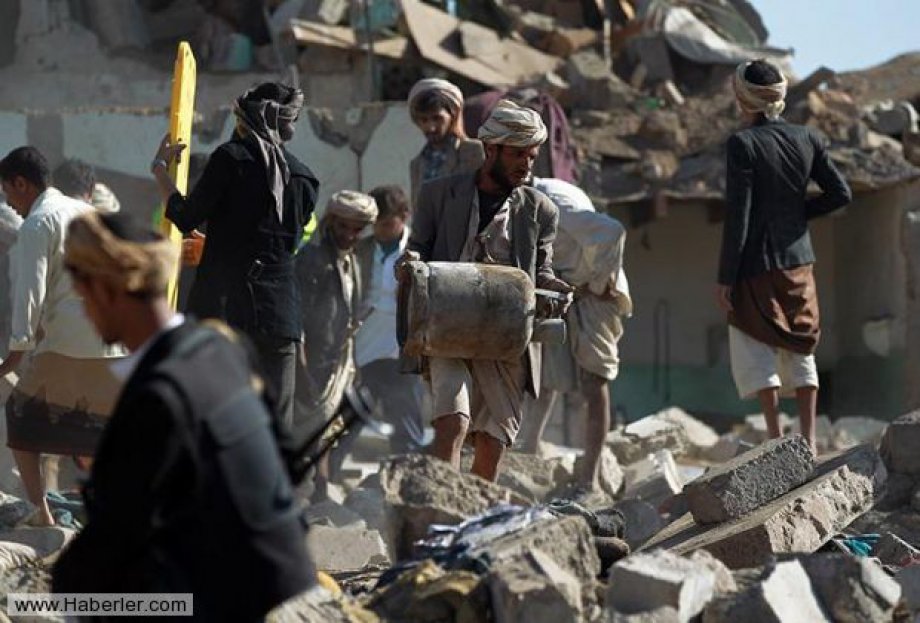 Yemen Saldırısından Objektiflere Takılanlar