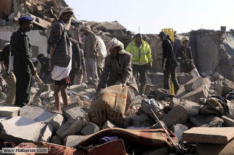 Yemen Saldırısından Objektiflere Takılanlar
