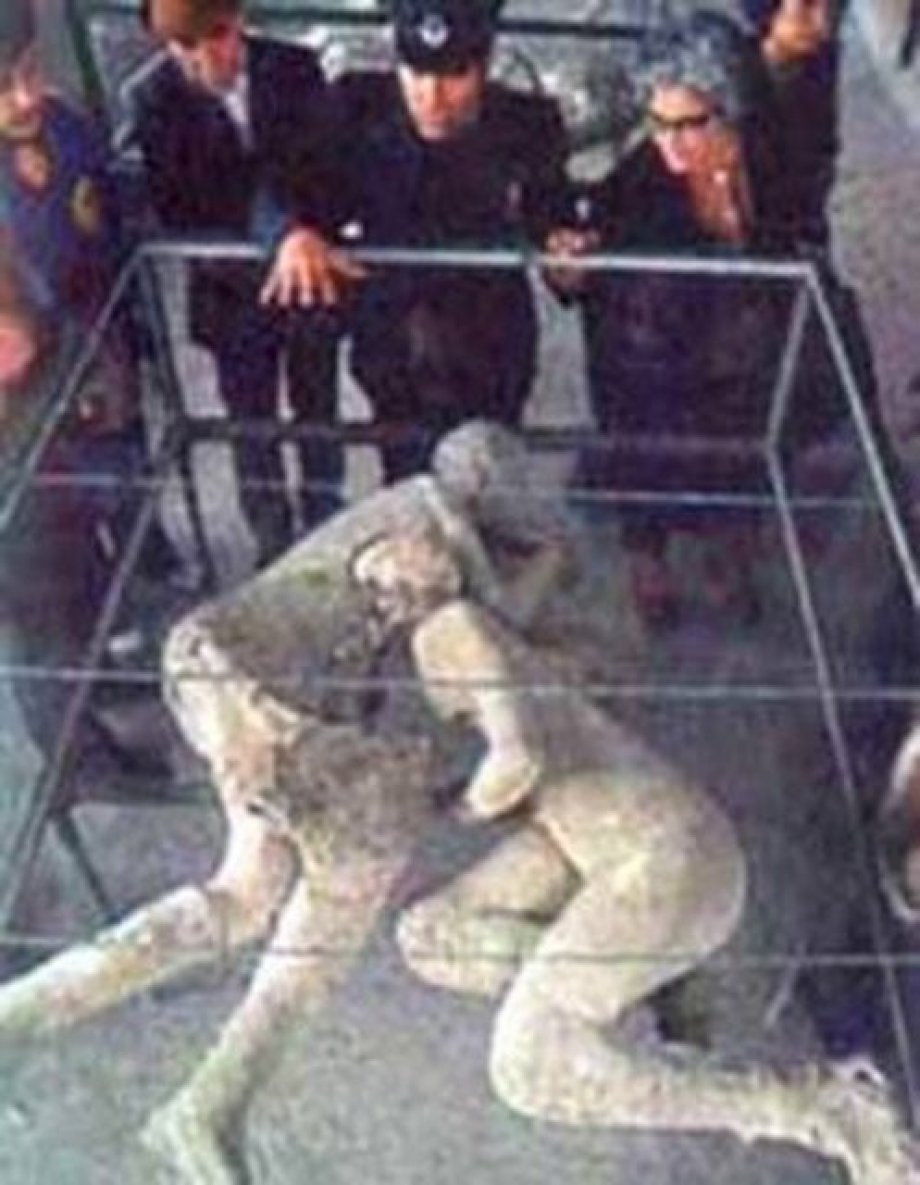 Taş kesilen bir kavim!