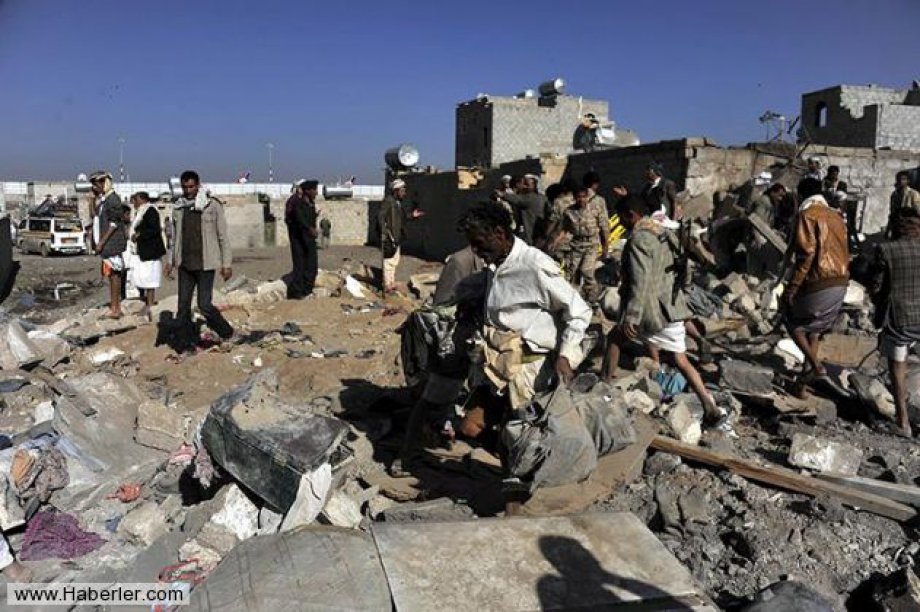 Yemen Saldırısından Objektiflere Takılanlar