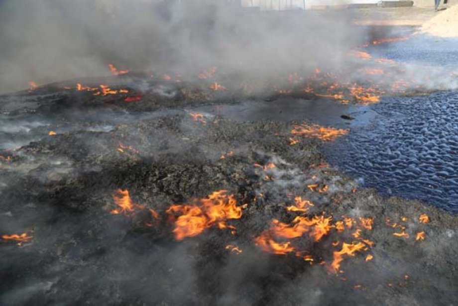 Irak'ın petrolü 4 aydır yanıyor