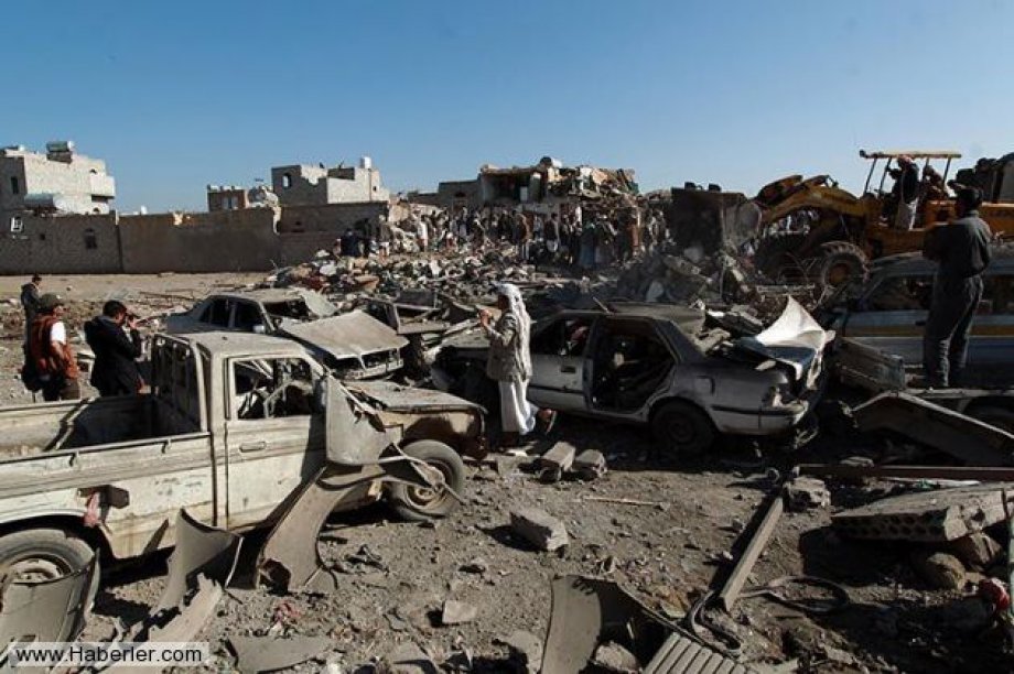 Yemen Saldırısından Objektiflere Takılanlar