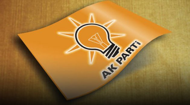 AK Parti'de iki il başkanı istifa etti