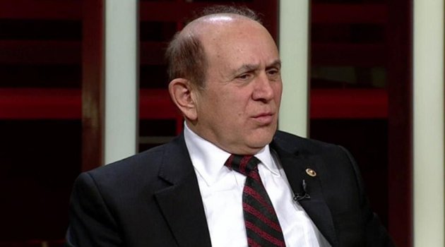 Burhan Kuzu: O yavrumuza Türkiye'yi öcü gibi gösteren yıkıcı muhalefetimizdir