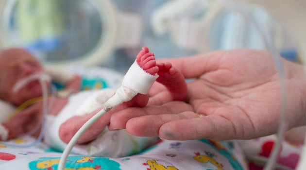Dünyada her yıl 15 milyon çocuk prematüre doğuyor