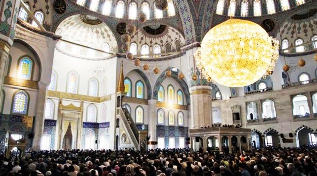 İşte 2019 İl İl Bayram Namazı Saatleri