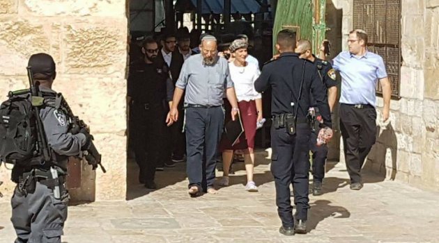 Siyonist vekilden Mescid-i Aksa'ya baskın
