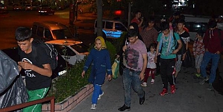 Ufacık Arabada 35 Kaçak!