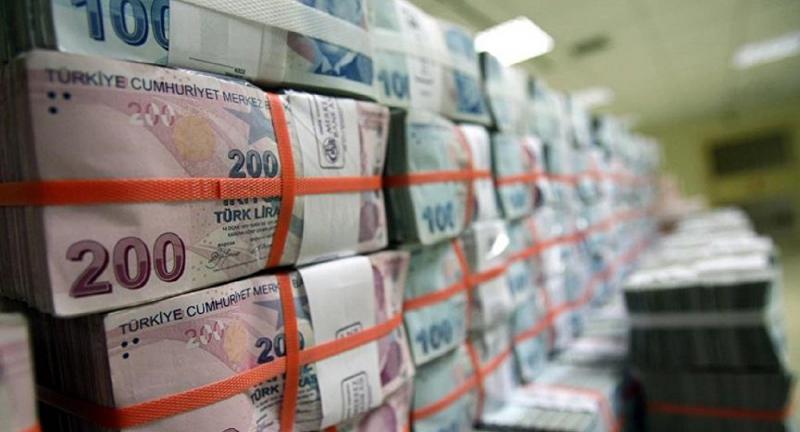 Hazine 9,3 milyar lira borçlandı