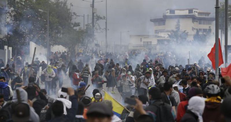 Ekvador'da şiddet olayları gittikçe artıyor