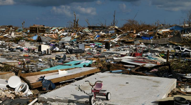 Bahamalar'da bin 300 kişi hala kayıp