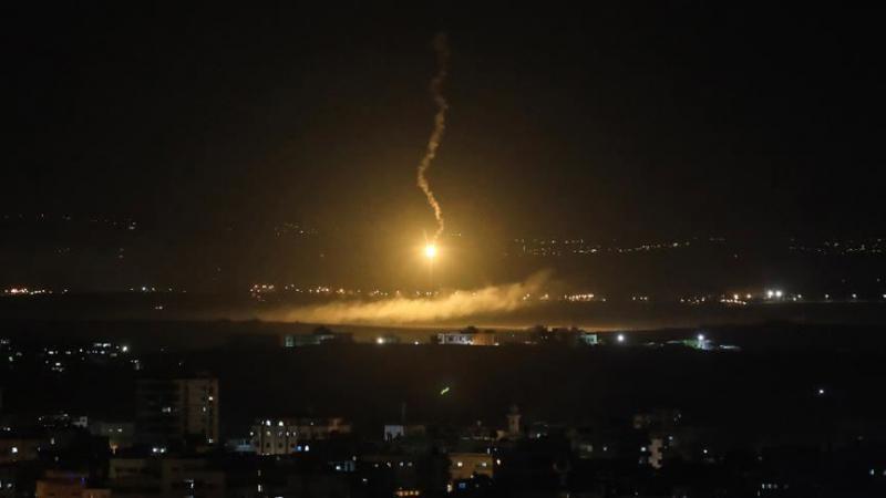 Esed rejimi: İsrail uçakları Şam'ı bombaladı