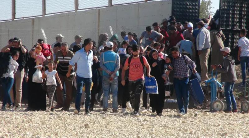 330 bin Suriyeli ülkesine döndü