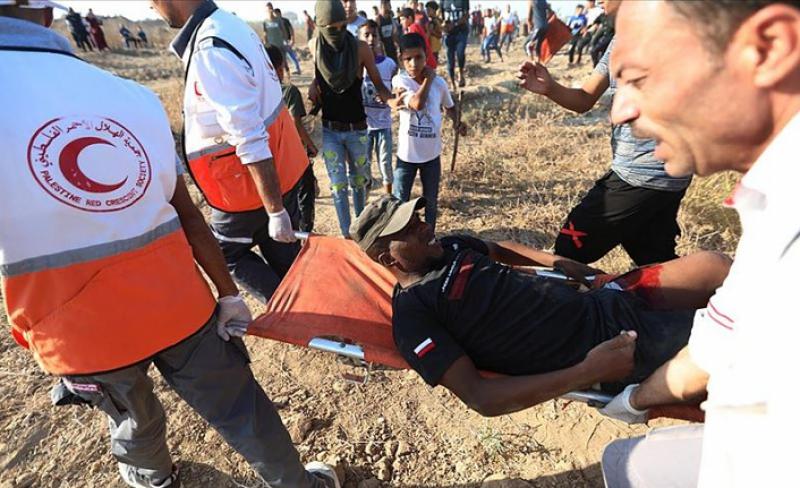 İşgal askerleri Gazze sınırında 15'i gerçek mermiyle 30 Filistinliyi yaraladı