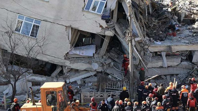 Elazığ ve Malatya'da evi yıkılan depremzedelere 41 bin lira ödenecek