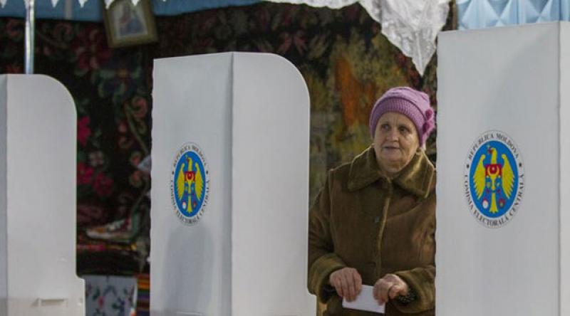 Moldova'da halkı ikinci kez sandık başına gidiyor