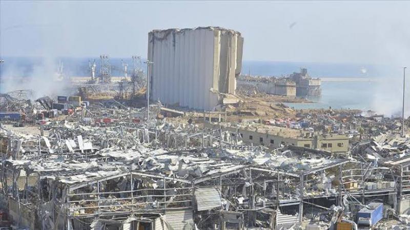 Beyrut Valisi: Zararın 10 ila 15 milyar doları aştığını tahmin ediyoruz