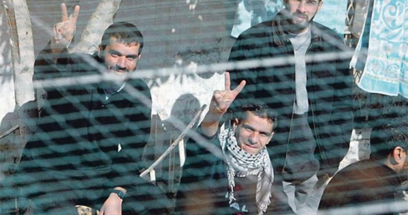 Filistinli esirlerin açlık grevi sürüyor