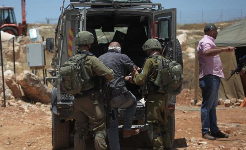 İşgalci İsrail güçleri 17 Filistinliyi gözaltına aldı